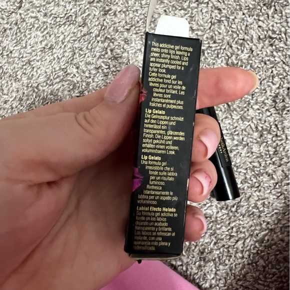 Elizabeth Arden Lipstick - Picture 7 of 11